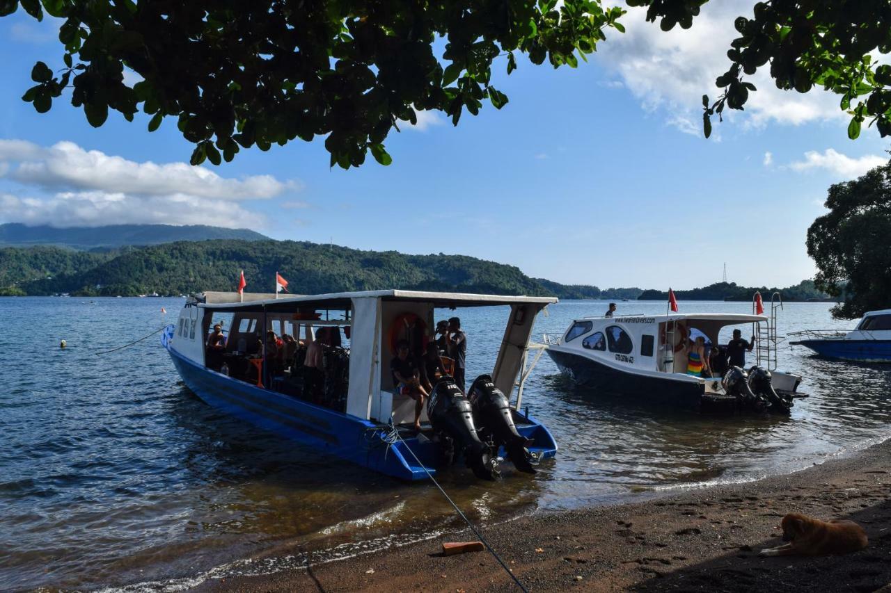 Two Fish Resort Lembeh ビツン エクステリア 写真