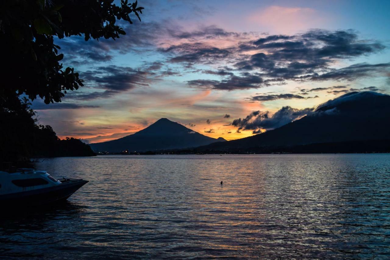 Two Fish Resort Lembeh ビツン エクステリア 写真