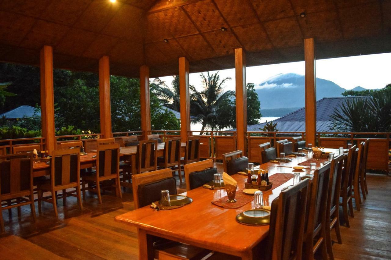 Two Fish Resort Lembeh ビツン エクステリア 写真