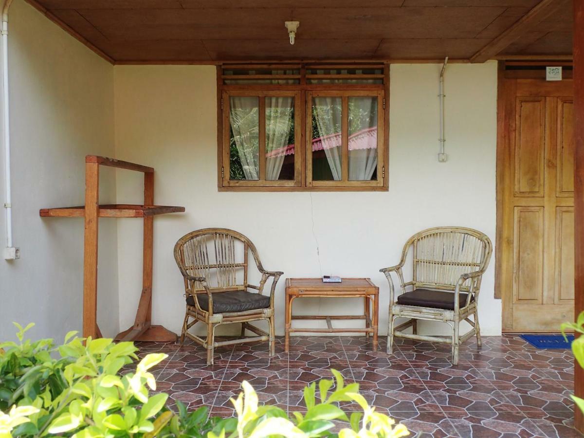Two Fish Resort Lembeh ビツン エクステリア 写真